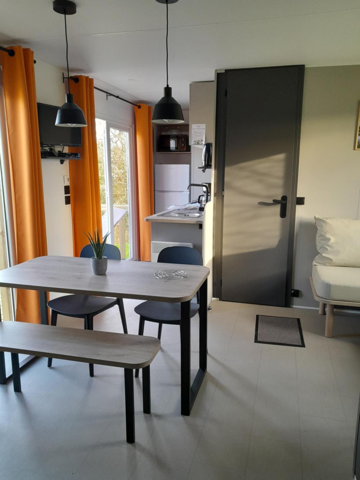 Camping Le Picard Tournieres Dış mekan fotoğraf